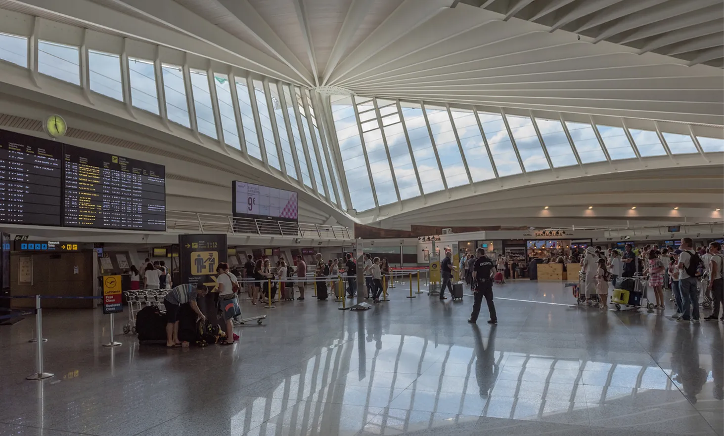 Aeropuerto de Bilbao interior