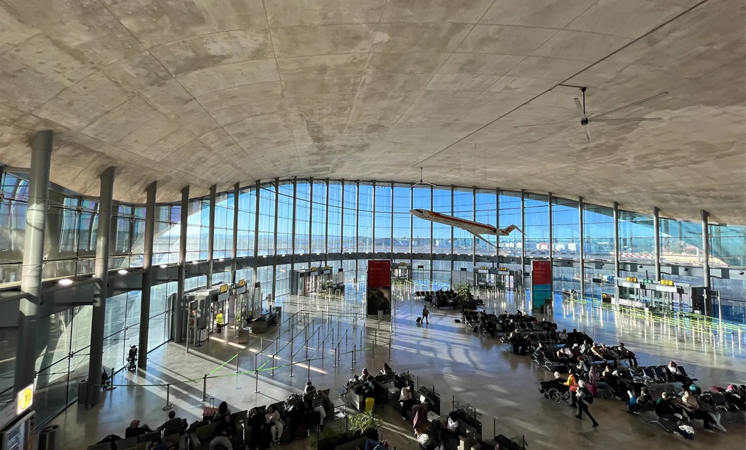 Aeropuerto de Valencia interior